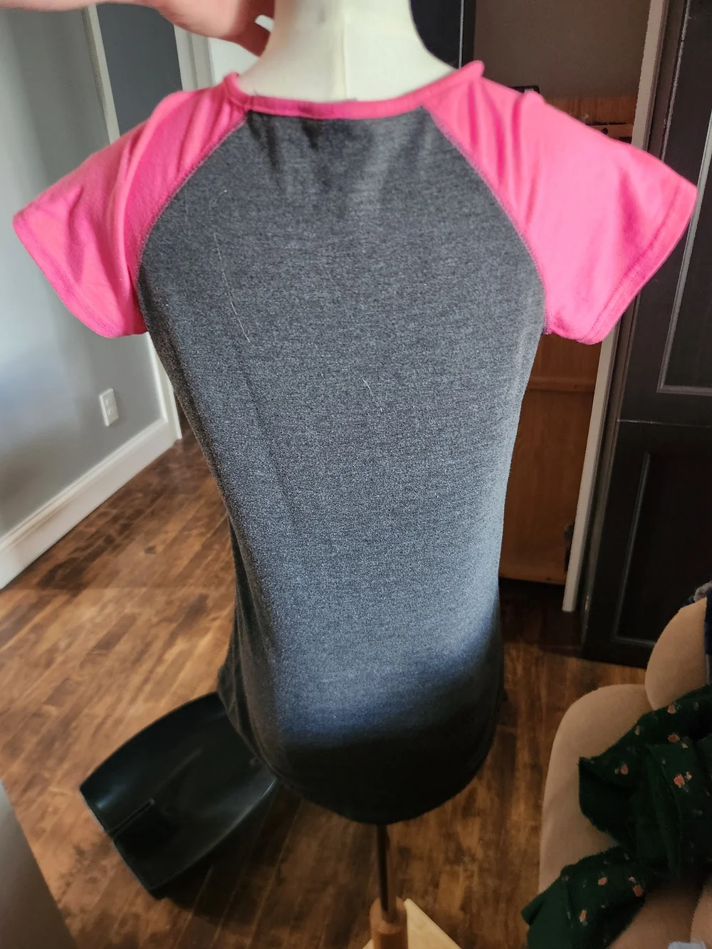 Girl's Grey Raglan Dress with Pink Sleeves & Multicolor Dreamcatcher